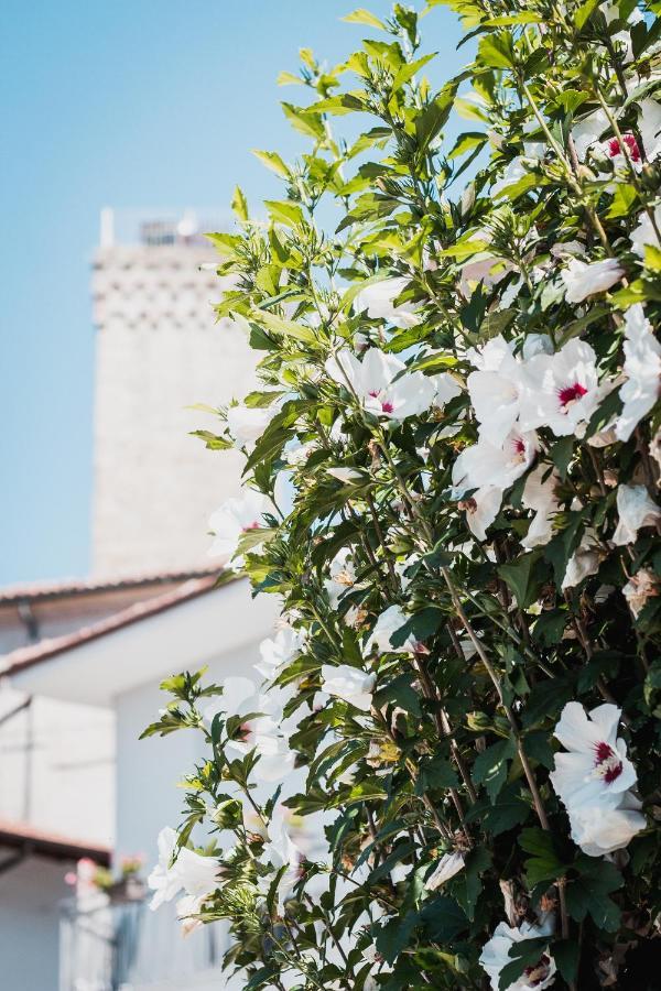 La Rola Hotel Albaretto della Torre Exterior foto